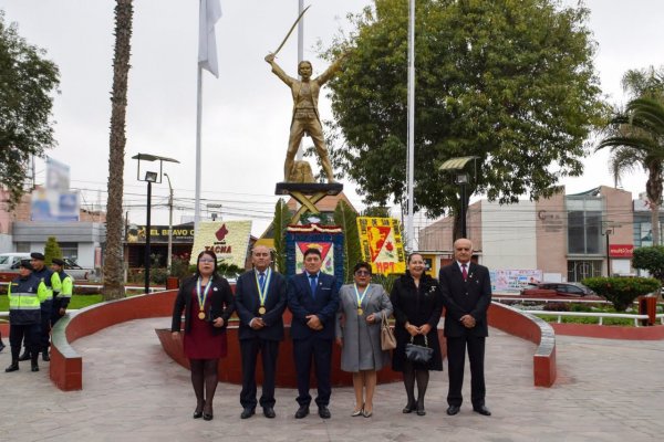 POCOLLAY RINDE HONORES A DON FRANCISCO ANTONIO DE ZELA POR 215.° ANIVERSARIO DEL PRIMER GRITO DE LIBERTAD