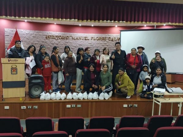 PROGRAMA VASO DE LECHE FORTALECE LAS COMPETENCIAS PARENTALES EN POCOLLAY