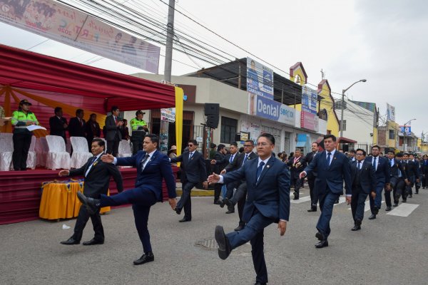 POCOLLAY RINDIÓ HOMENAJE A TACNA